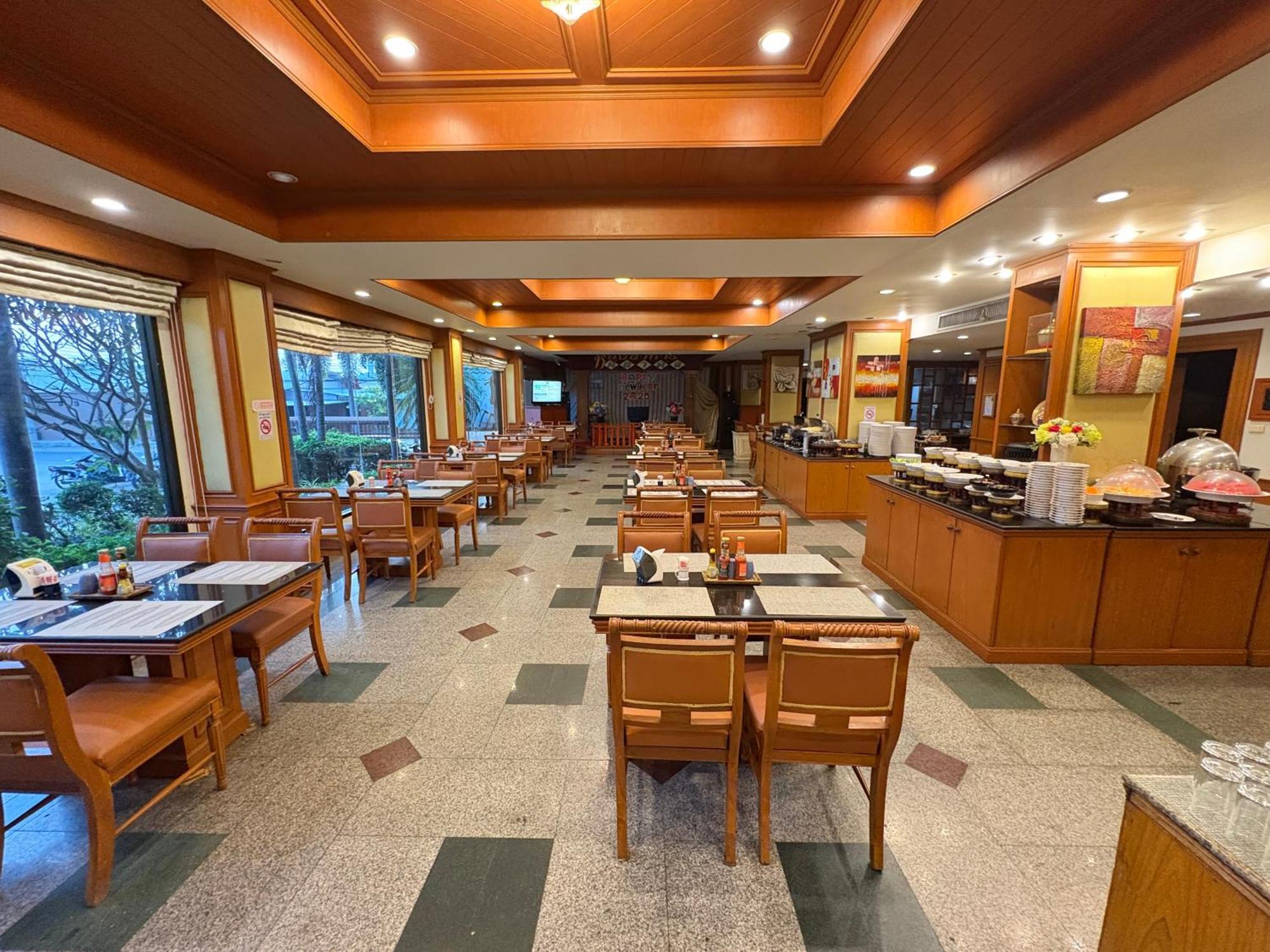 Taksilahotel Maha Sarakham Exterior foto