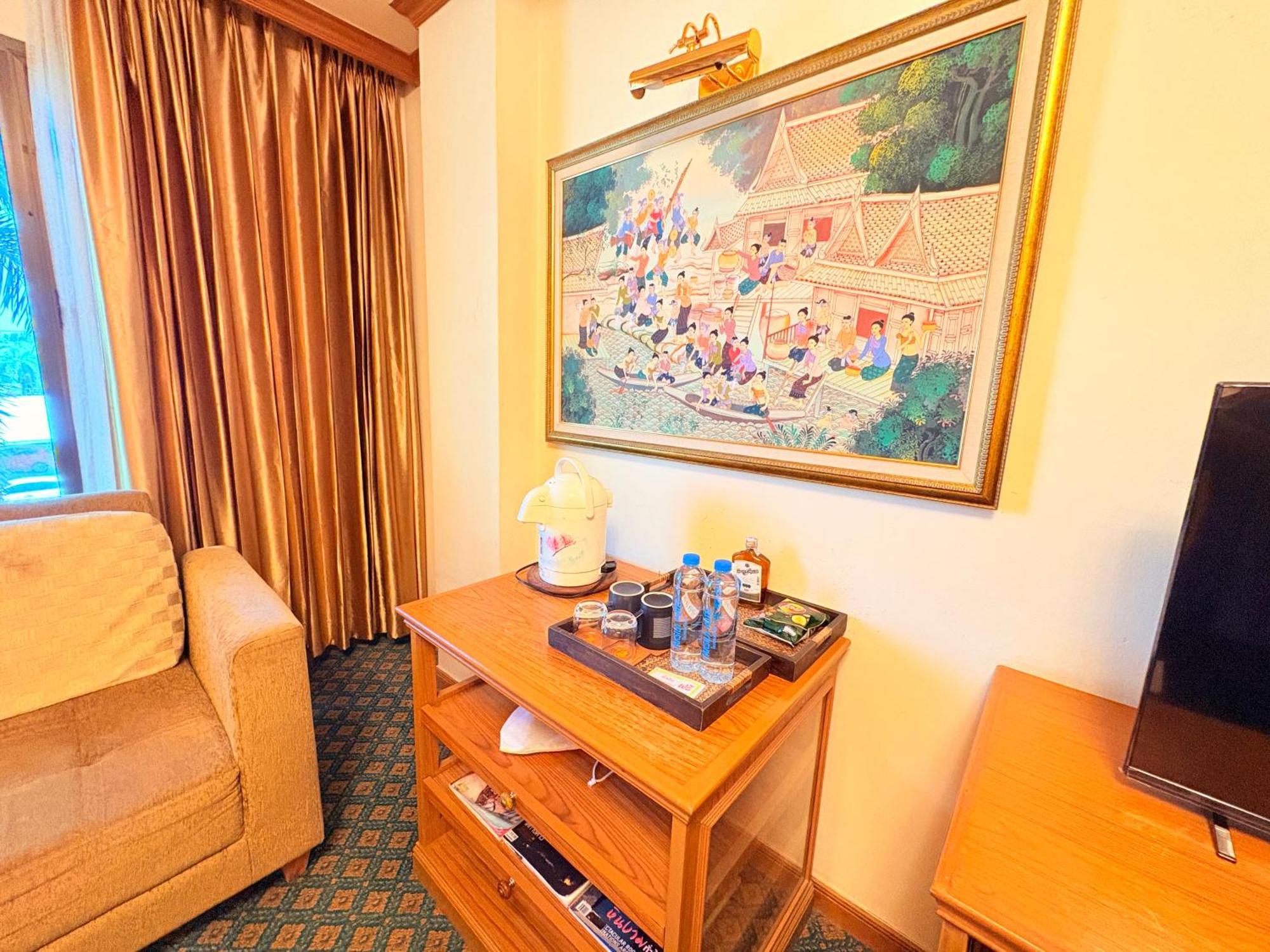 Taksilahotel Maha Sarakham Exterior foto